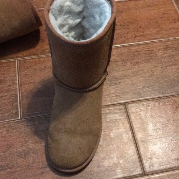 Like new Sherpa lined Winter boots! - Picture 2 of 6